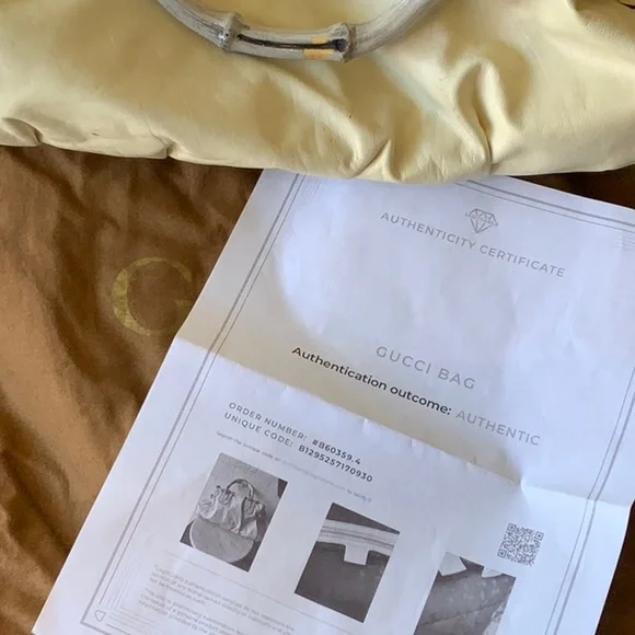 Gucci cream leather handbag - Picture 11 of 16